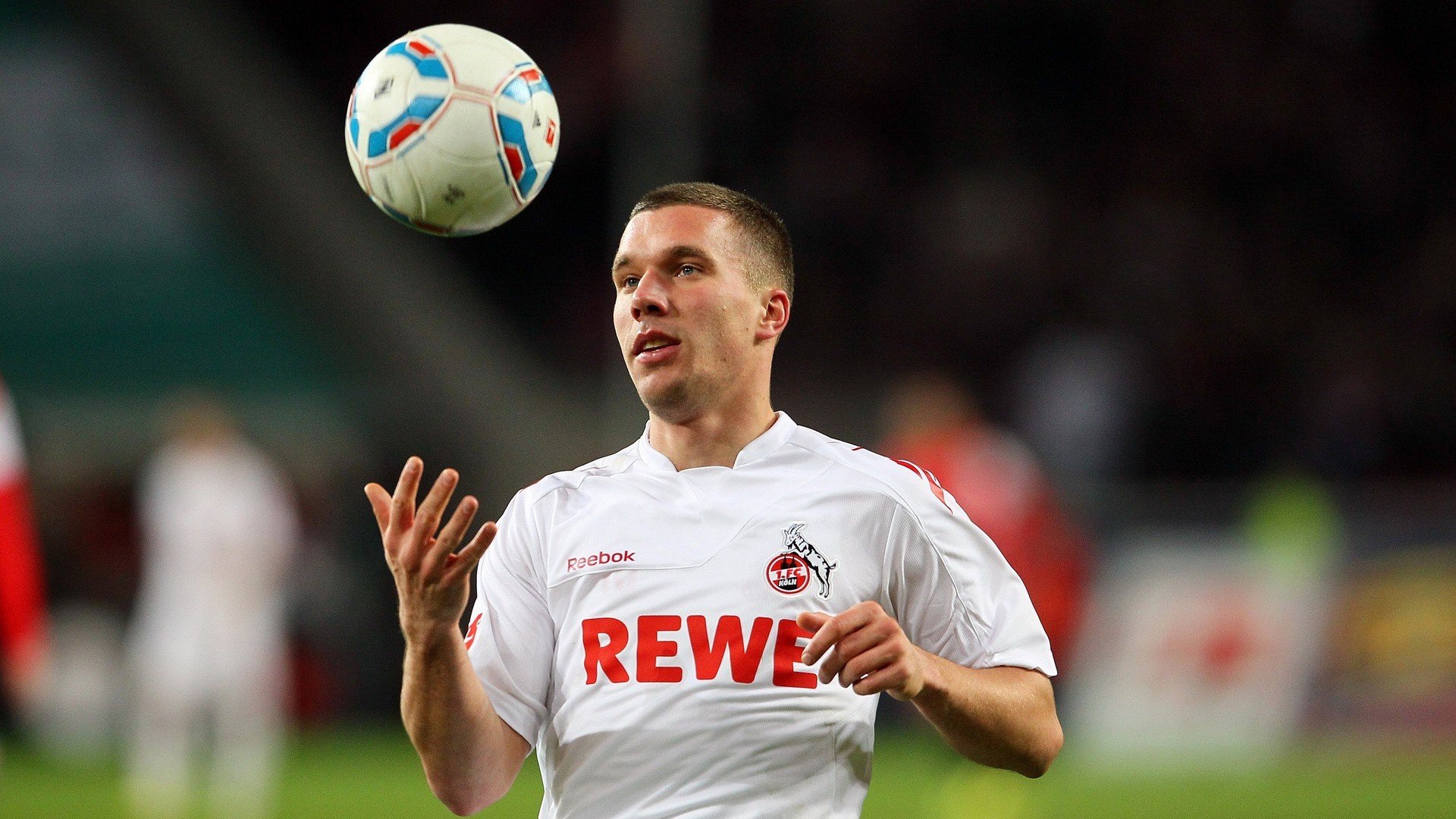 麦肯齐：全黑队的快速反击王，用超快的速度和精确的传球让对手措手不及