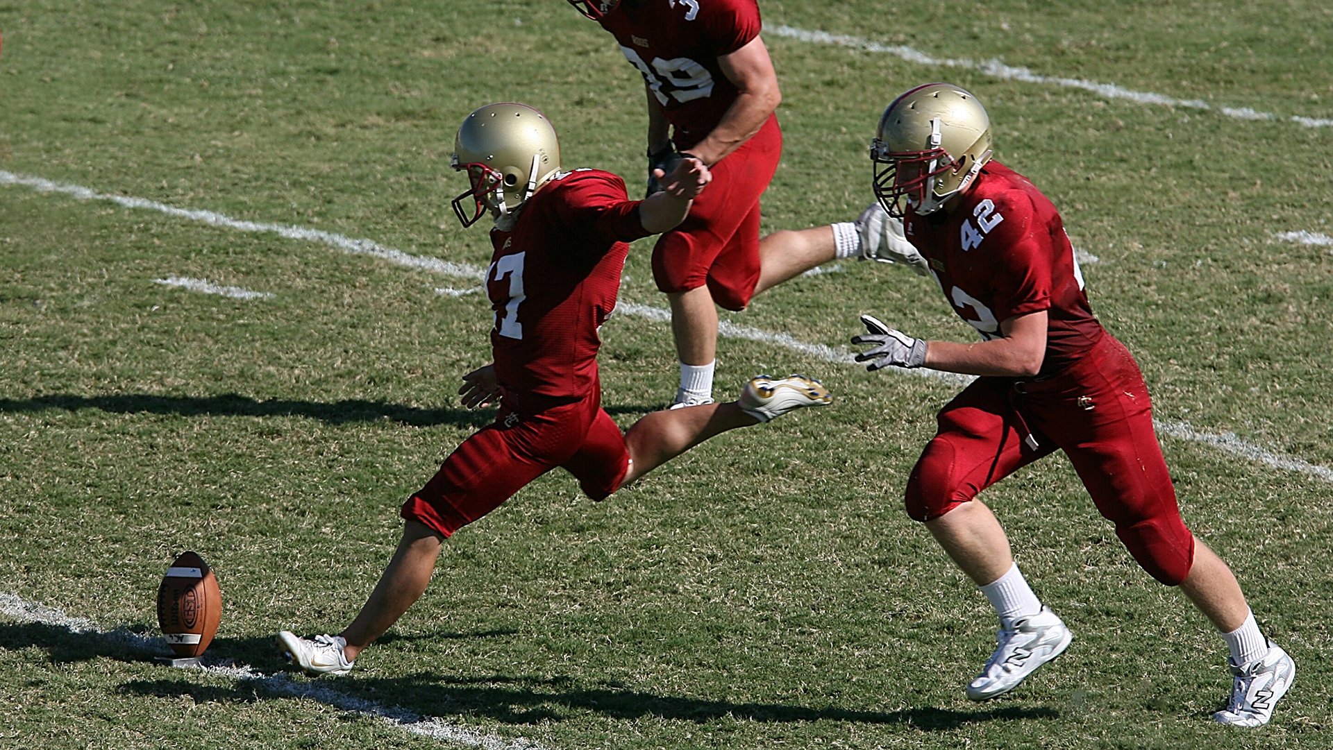 那不勒斯连续多场零封，防线稳固，那不勒斯足球新闻懂球帝